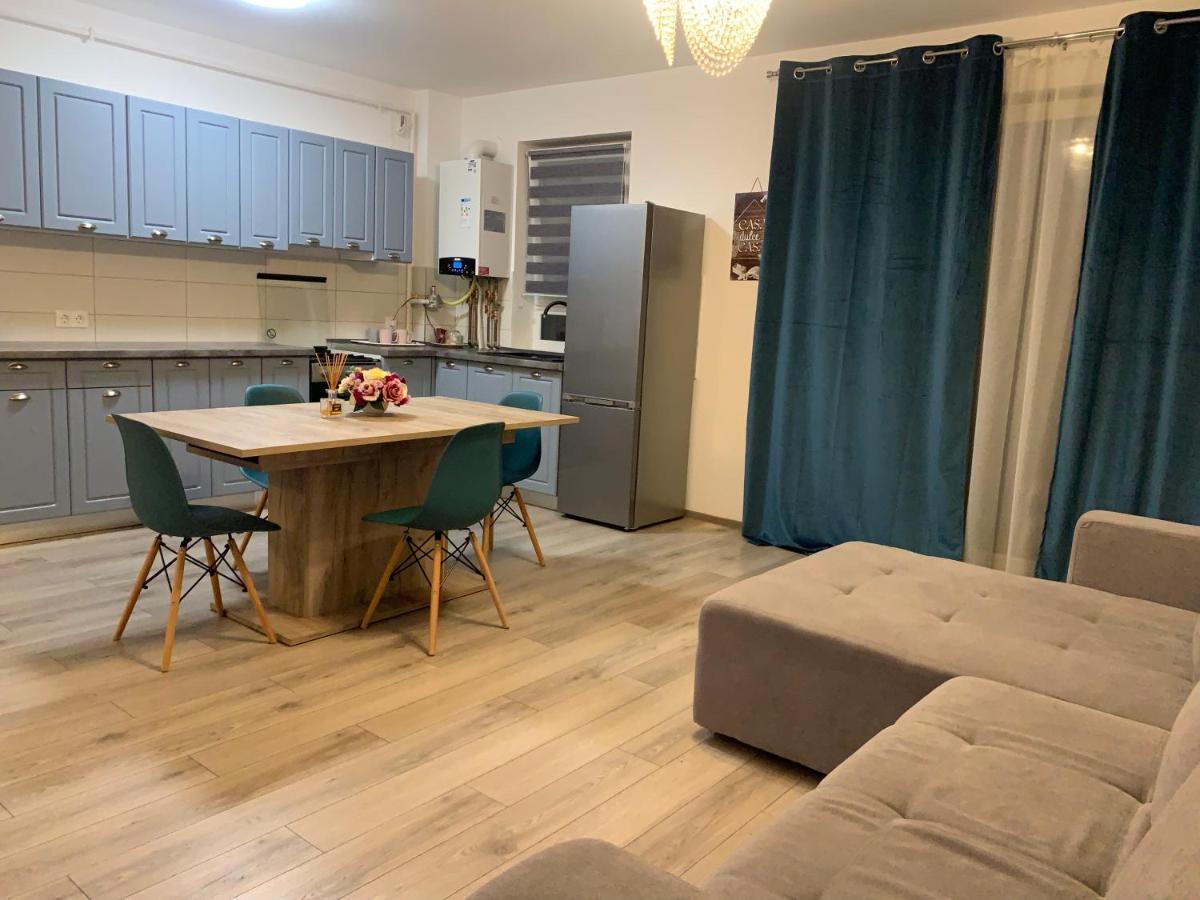 Apartament Sara Leilighet Târgu-Mureş Eksteriør bilde